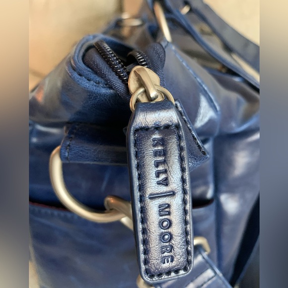 Kelly Moore Bag LIKE NEW - Picture 7 of 12